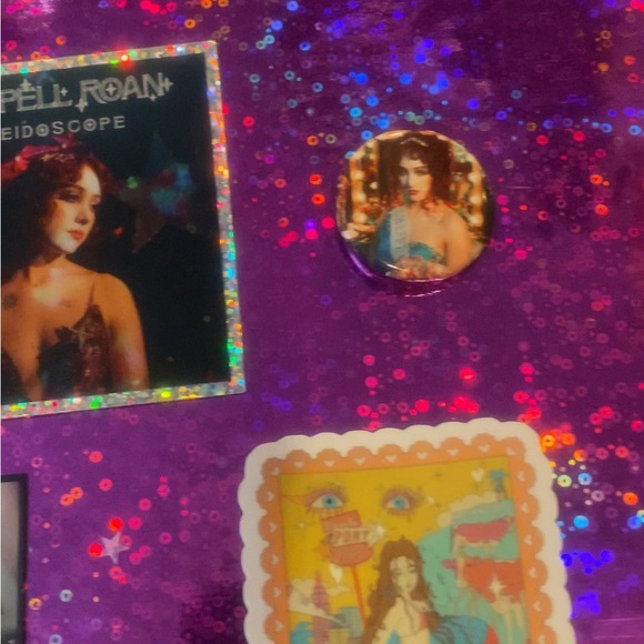 CHAPPELL ROAN ULTIMATE PROMOTIONAL BOXSET MINT !! - Picture 6 of 8